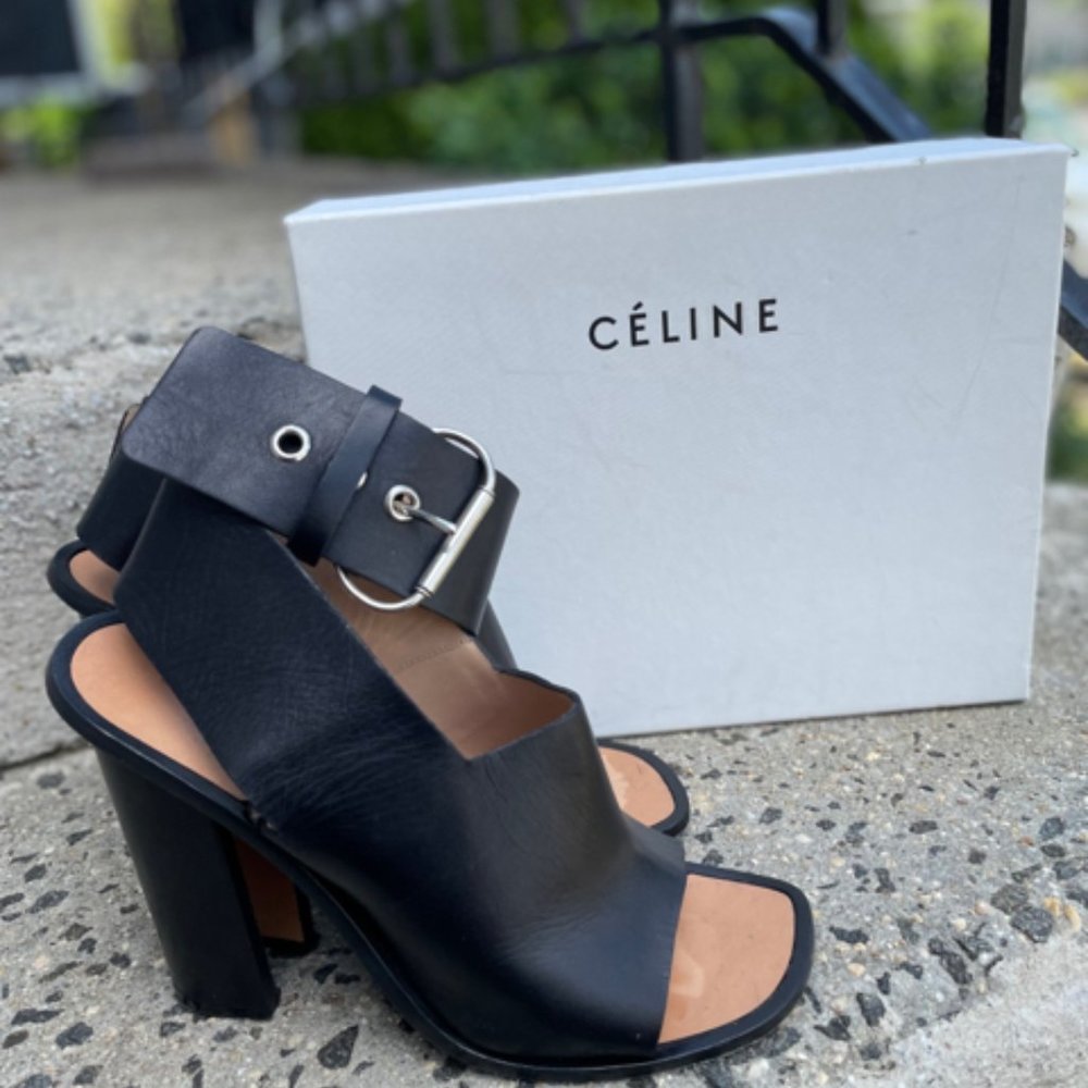 Celine Peep Toe Sandal Size 40.5 Shoe Leather